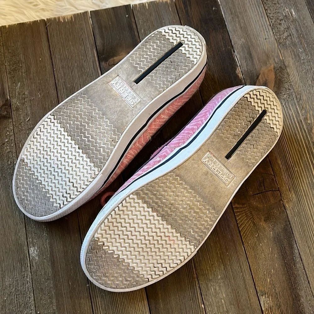 Speedy Top Sider - Girls Pink Sequined Loafers, Slip On Shoes size 4